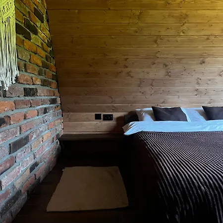 Chalet тихий куточок