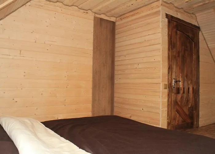 Chalet тихий куточок
